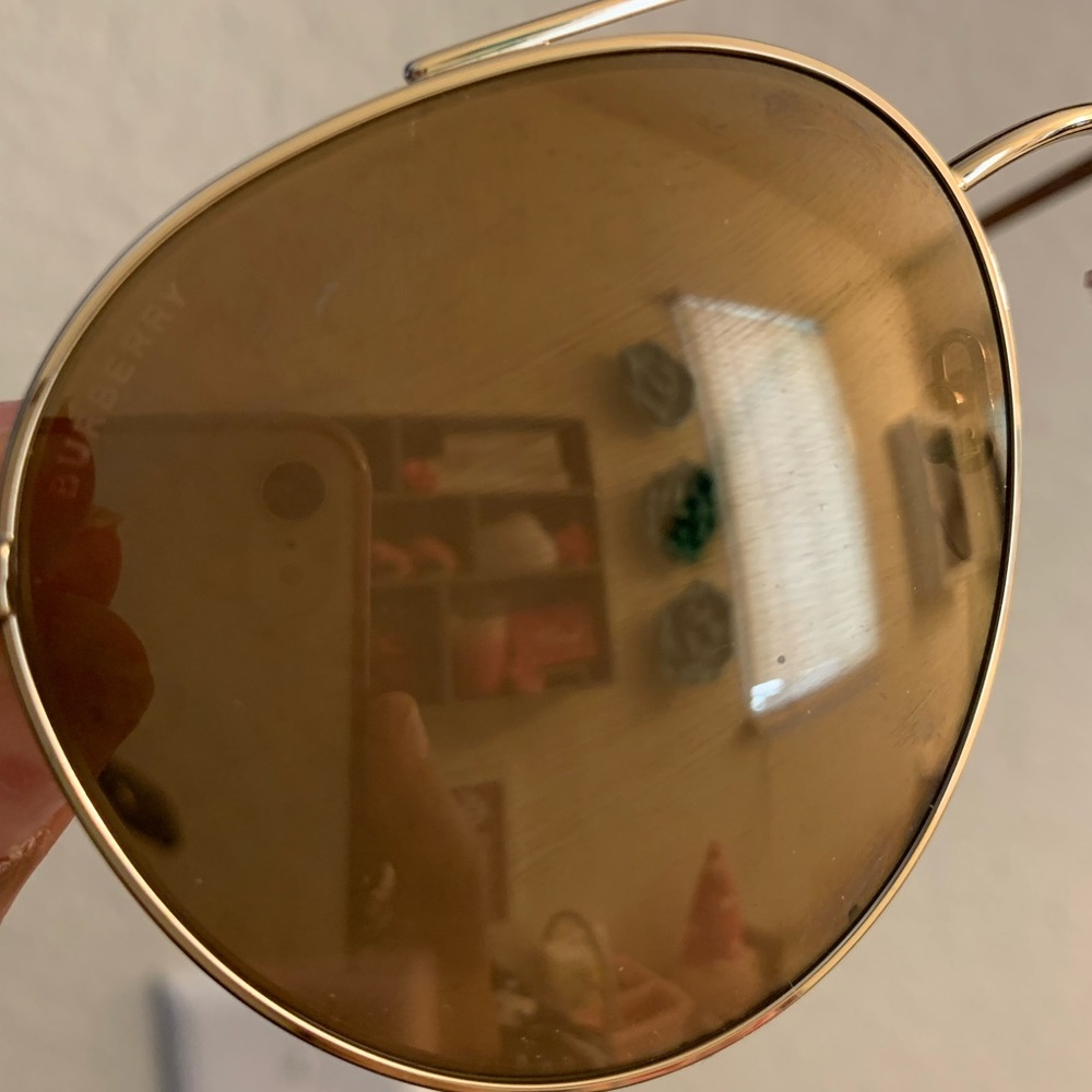 Burberry Original Sunglasses 🕶 - Picture 4 of 15